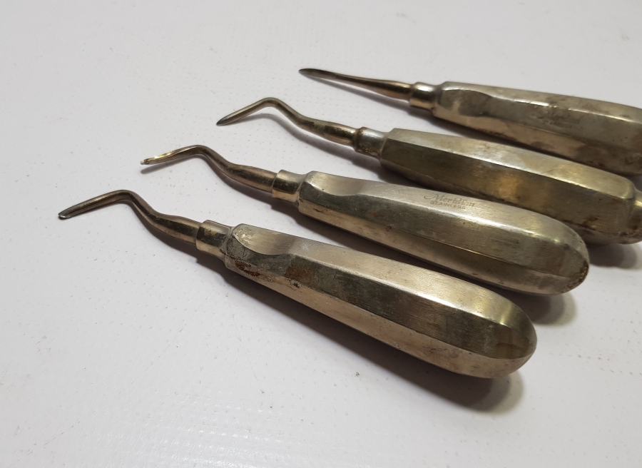 ANTİKA DİŞÇİ EL ALETLERİ