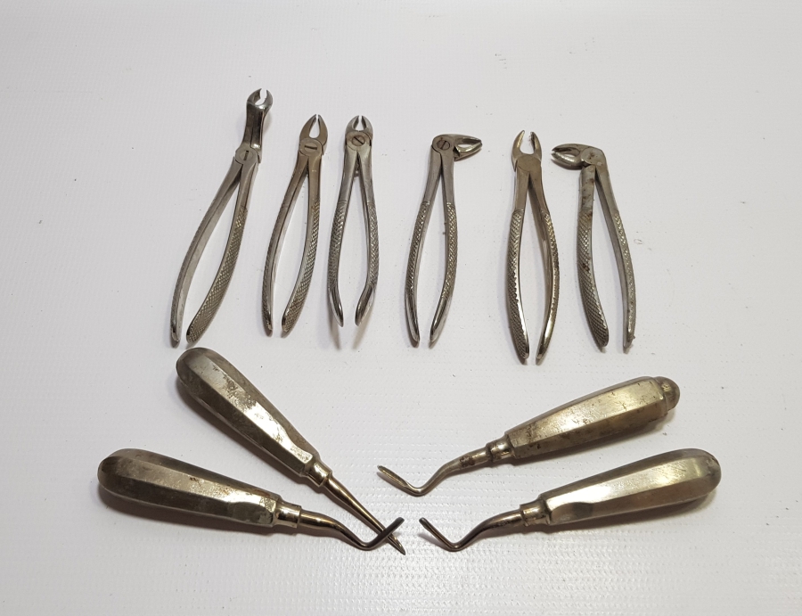 ANTİKA DİŞÇİ EL ALETLERİ