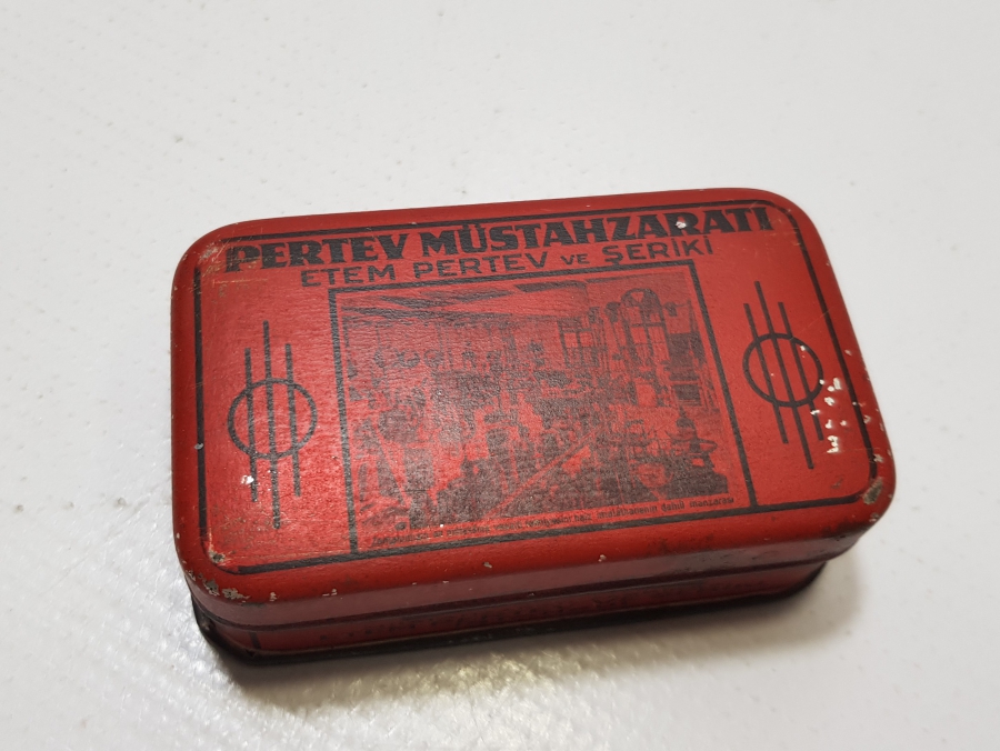 TIP TARİHİ - PERTEV MÜSTAHZARATI TENEKE KUTU