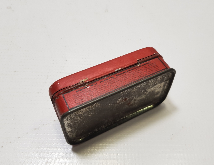 TIP TARİHİ - PERTEV MÜSTAHZARATI TENEKE KUTU