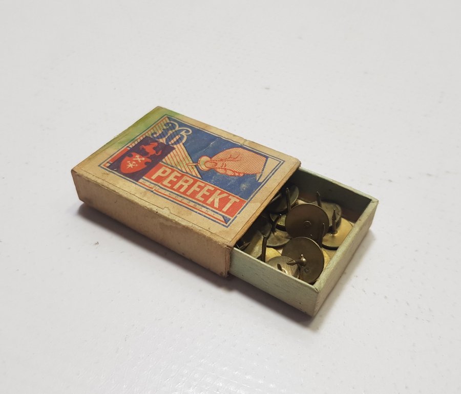 ANTİKA KUTUSUNDA RAPTİYELER