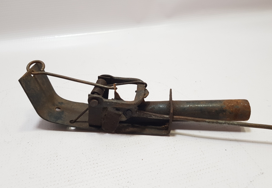 ANTİKA KÖSTEBEK TABANCASI