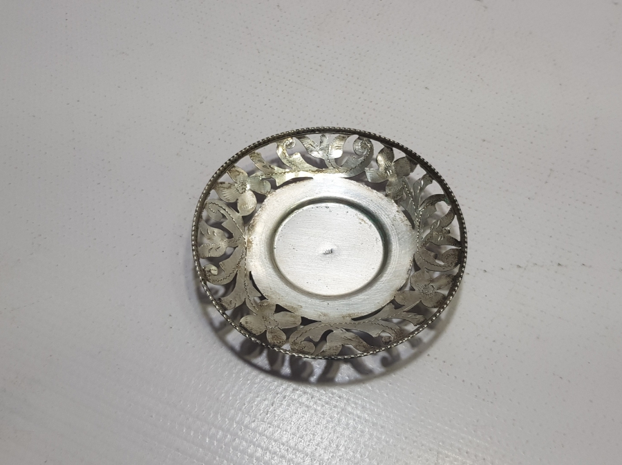 ANTİKA KIL TESTERE İŞÇİLİKLİ GÜMÜŞ ÇAY TABAĞI