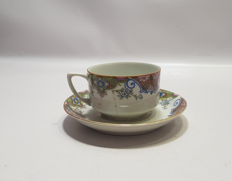 OSMANLICA MOSKOF DAMGALI PORSELEN ÇAY FİNCANI