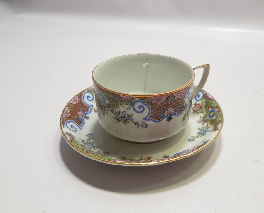 OSMANLICA MOSKOF DAMGALI PORSELEN ÇAY FİNCANI