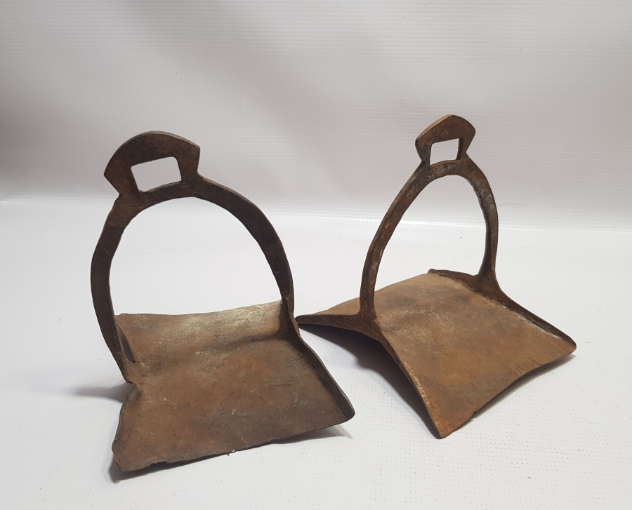 OSMANLI DÖNEMİ BİR ÇİFT ÜZENGİ