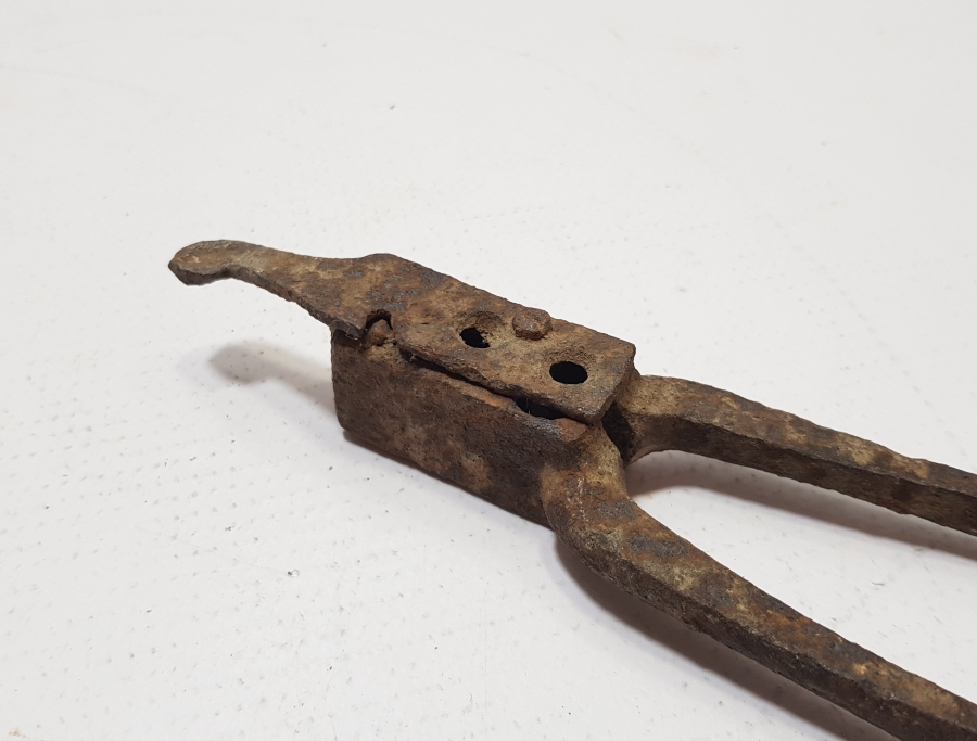 OSMANLI DÖNEMİ NADİR KARADAĞLI TABANCASI KURŞUNU KALIBI