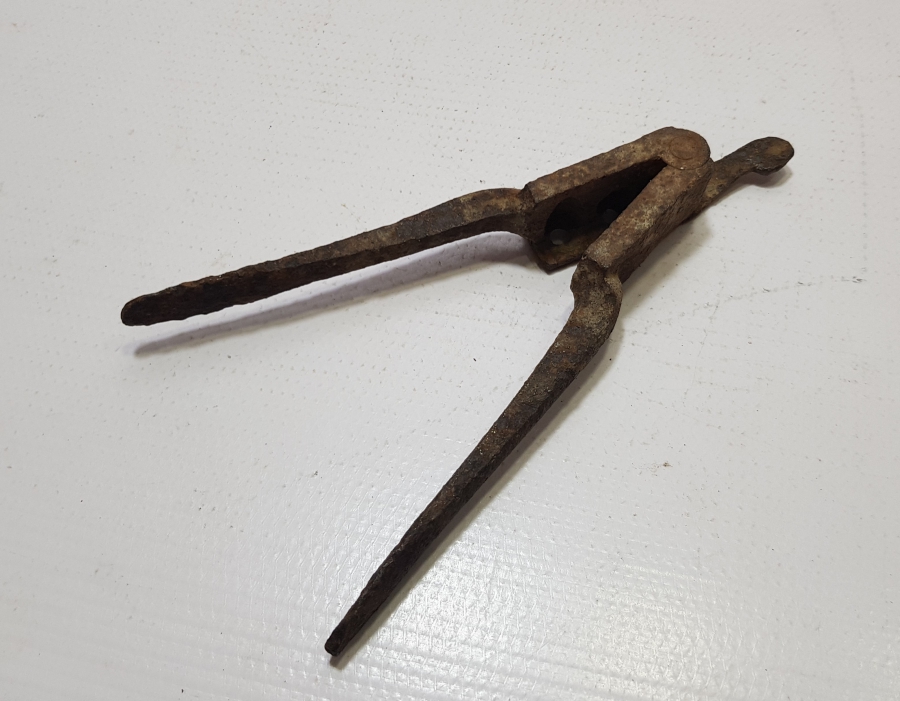 OSMANLI DÖNEMİ NADİR KARADAĞLI TABANCASI KURŞUNU KALIBI