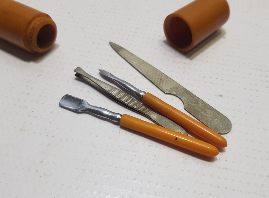 OSMANLI DÖNEMİ KUTUSUNDA KATALİN MANİKÜR PEDİKÜR TAKIMI