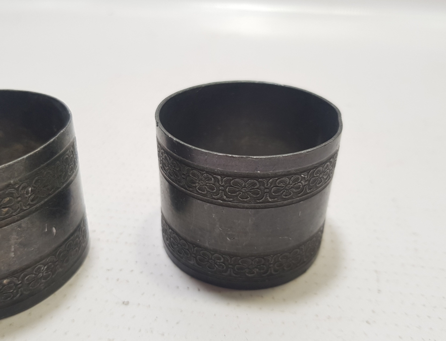 ANTİKA BİR ÇİFT PEÇETELİK