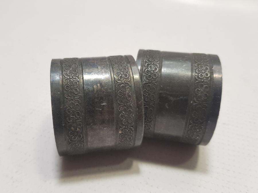 ANTİKA BİR ÇİFT PEÇETELİK