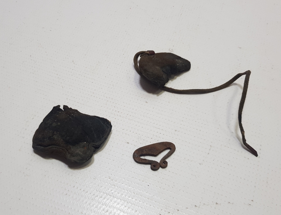 OSMANLI DÖNEMİ DERİ KILIFI İÇİNDE ÇOK NADİR KAV ÇAKMAĞI