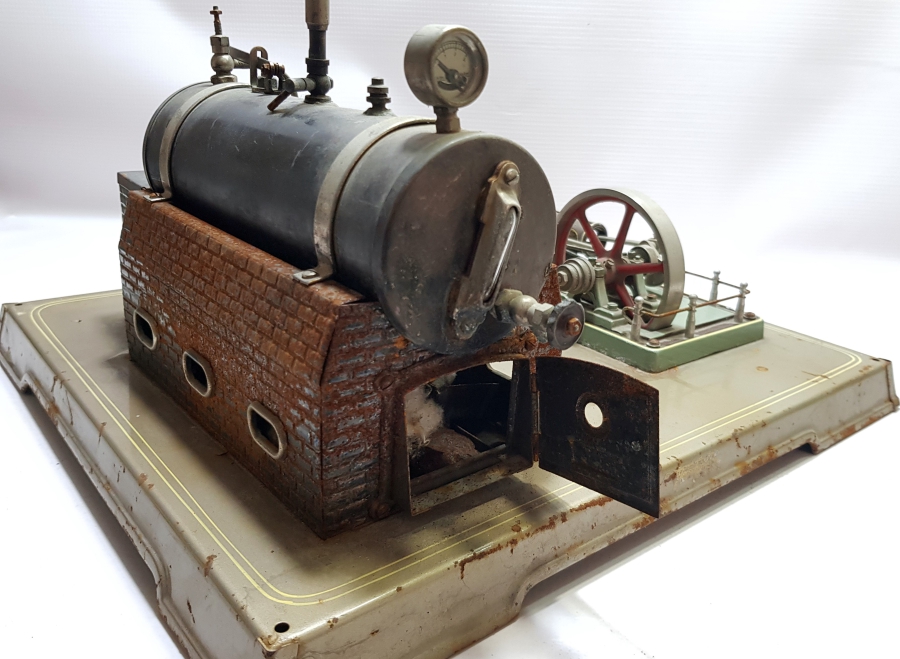 EĞİTİM TARİHİ: ANTİKA BUHAR MAKİNESİ MAKETİ