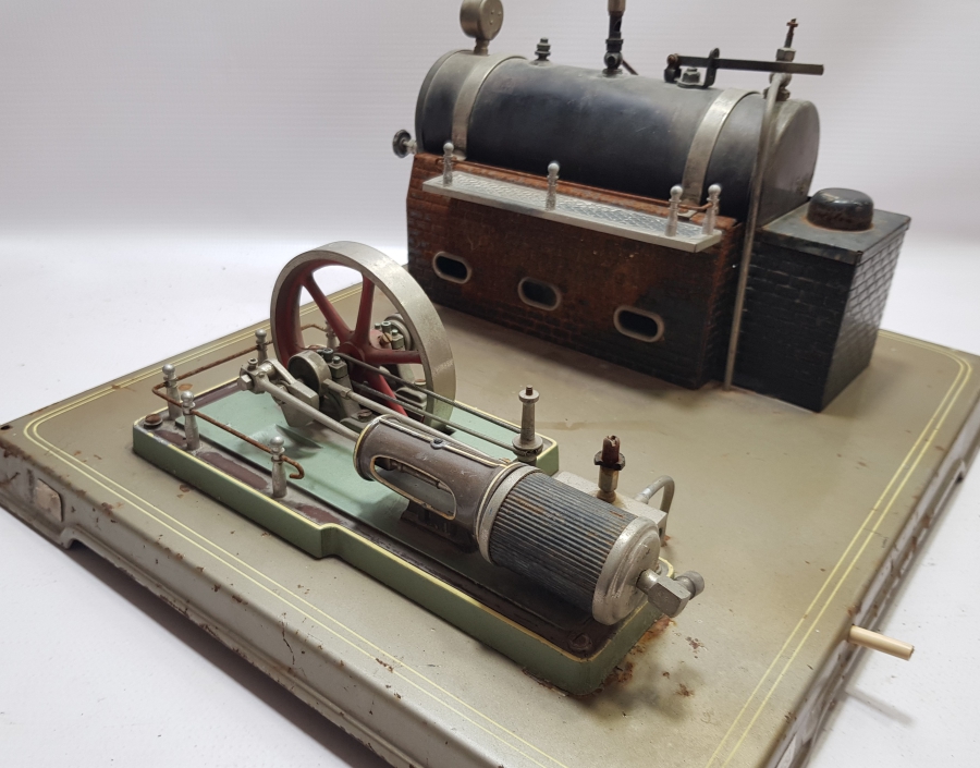 EĞİTİM TARİHİ: ANTİKA BUHAR MAKİNESİ MAKETİ