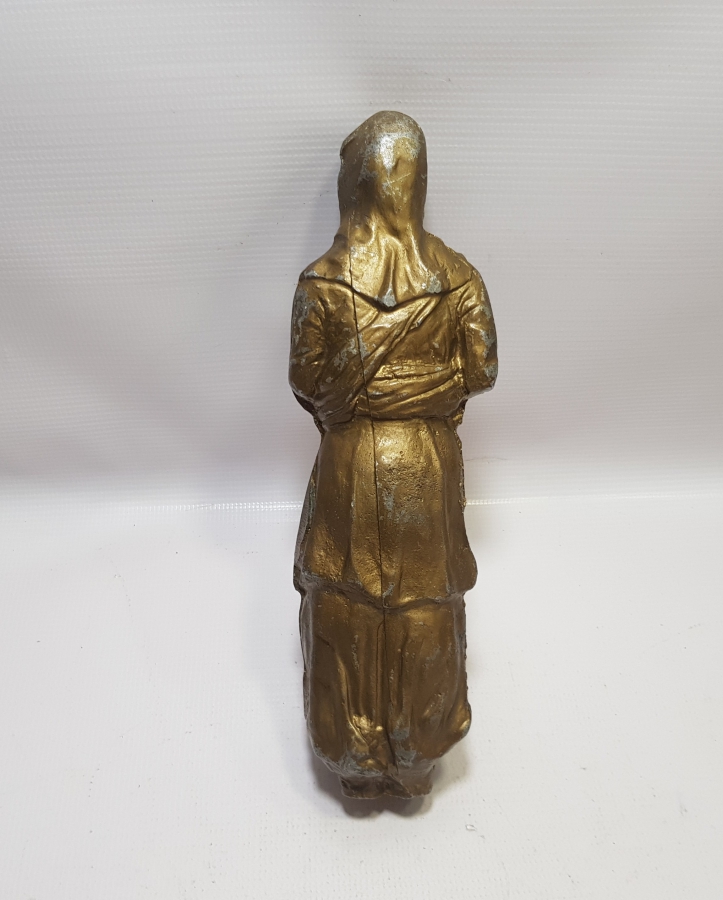 CUMHURİYET İLK DÖNEM ANNE VE BEBEK HEYKELİ