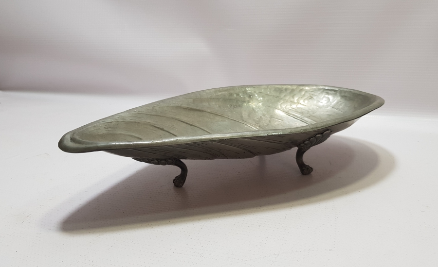 MİDYE KABUĞU FORMLU ANTİKA TABAK