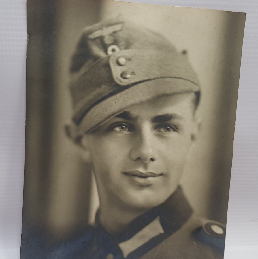 2. DÜNYA SAVAŞI ALMAN NAZİ SUBAY RESMİ