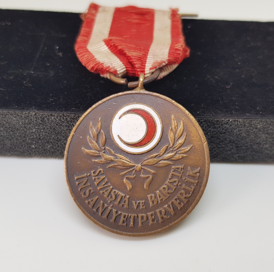 ÇOK NADİR TÜRKİYE KIZILAY CEMİYETİ MADALYASI