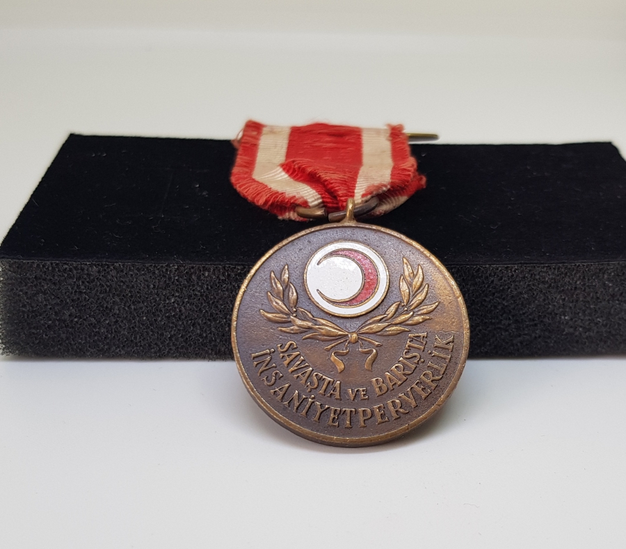 ÇOK NADİR TÜRKİYE KIZILAY CEMİYETİ MADALYASI