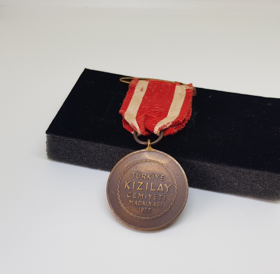 ÇOK NADİR TÜRKİYE KIZILAY CEMİYETİ MADALYASI