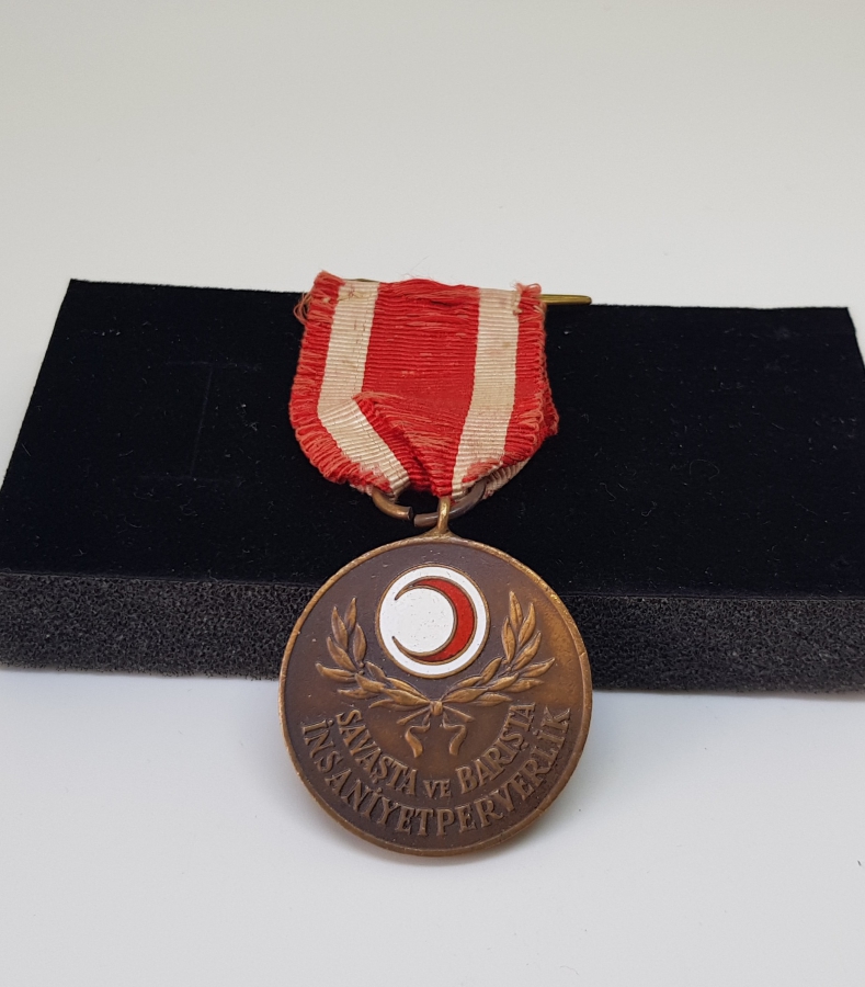 ÇOK NADİR TÜRKİYE KIZILAY CEMİYETİ MADALYASI