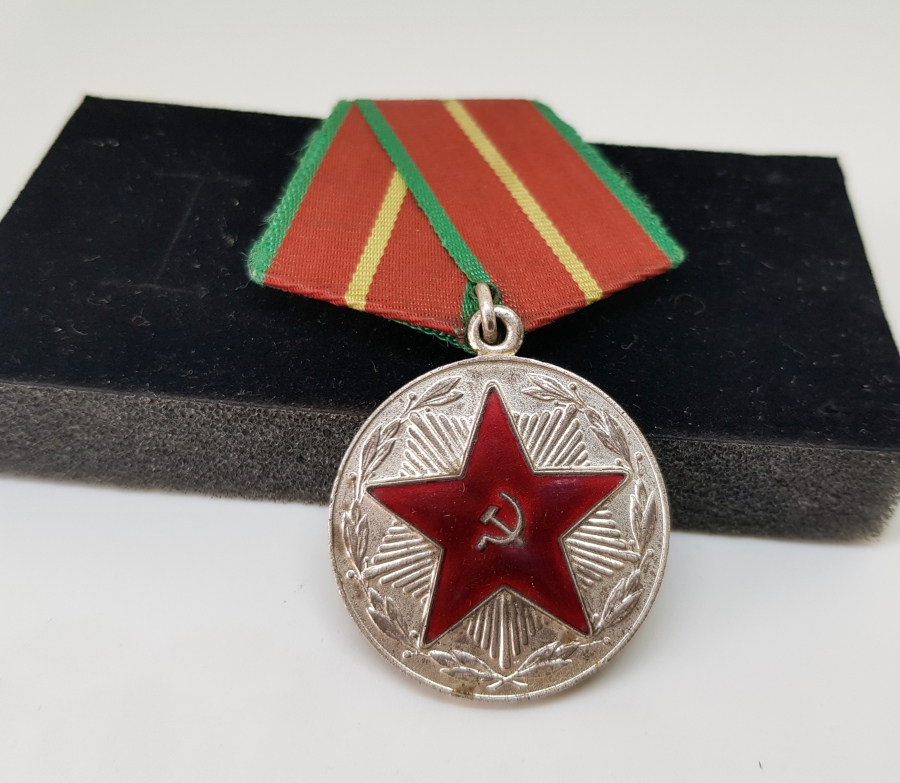 2. DÜNYA SAVAŞI SOVYET RUSYA 1. DERECE NADİR KUSURSUZ HİZMET MADALYASI
