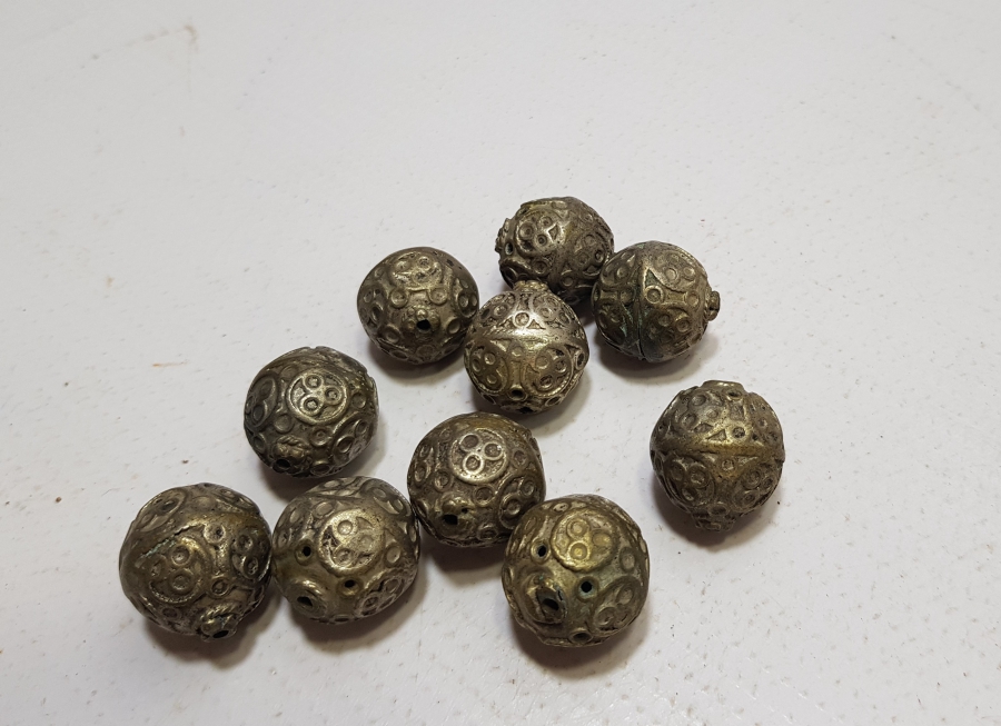 OSMANLI DÖNEMİ GÜHERZE İŞÇİLİKLİ ÇOK NADİR KÖSTEK TOPLARI / KOZALARI