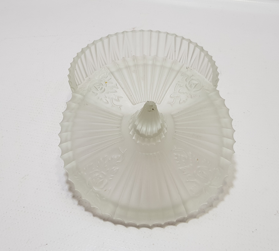 OSMANLI DÖNEMİ NADİR FORMDA KRİSTAL BONBONİYER