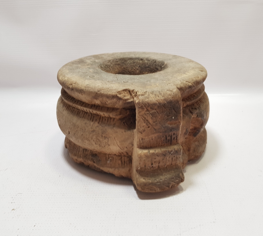 OSMANLI DÖNEMİ AHŞAP DİBEK