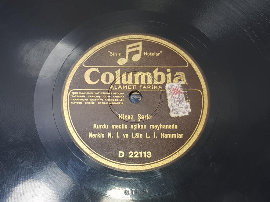 NERKİS N.İ. VE LALE L.İ. HANIMLAR