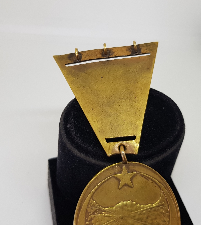 NADİR ASKILI İSTİKLAL MADALYASI