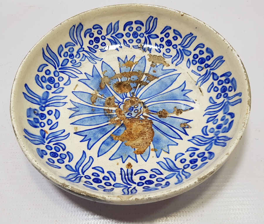 NADİR RENKTE OSMANLI DÖNEMİ İZNİK BÜYÜK BOY ÇİNİ KASE