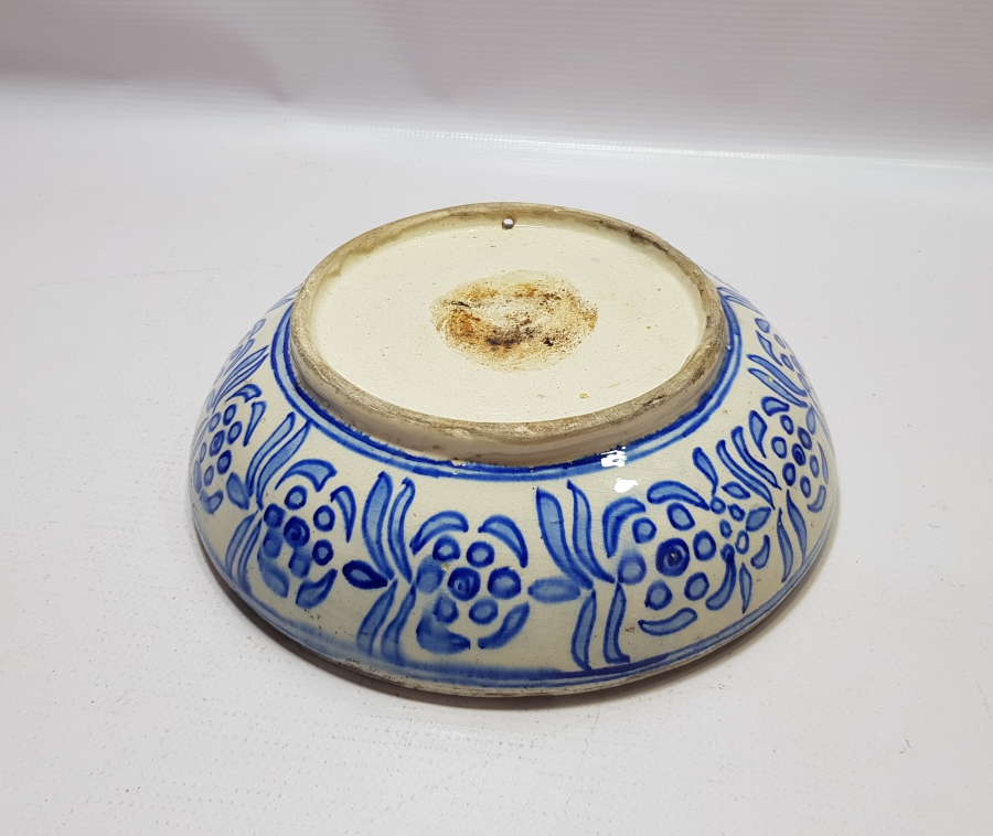 NADİR RENKTE OSMANLI DÖNEMİ İZNİK BÜYÜK BOY ÇİNİ KASE