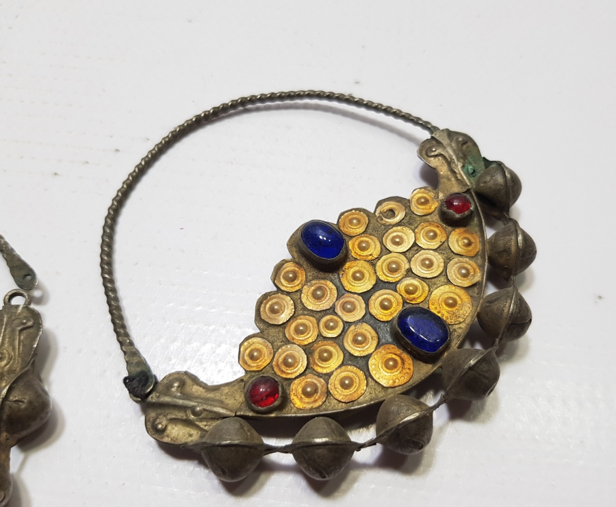 OSMANLI DÖNEMİ ÜZERİ DOĞAL TAŞLARLA SÜSLÜ BALIK FORMLU ERMENİ İŞİ BÜYÜK BOY GELİN KÜPESİ