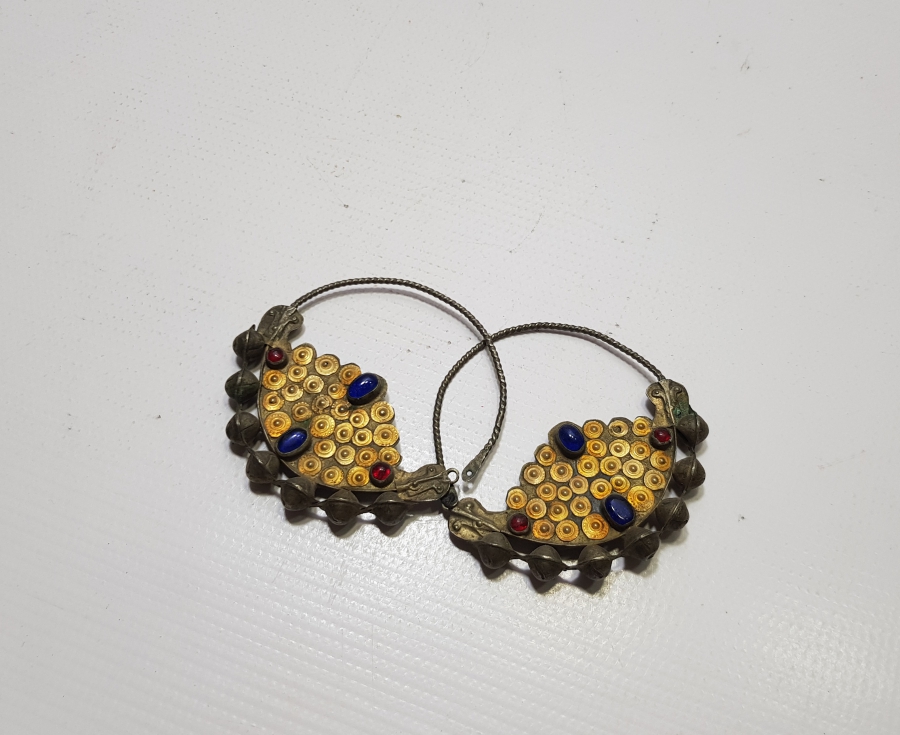 OSMANLI DÖNEMİ ÜZERİ DOĞAL TAŞLARLA SÜSLÜ BALIK FORMLU ERMENİ İŞİ BÜYÜK BOY GELİN KÜPESİ