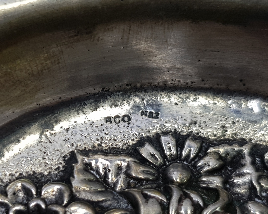 KABARTMA İŞÇİLİKLİ ANTİKA GÜMÜŞ İKRAMLIK