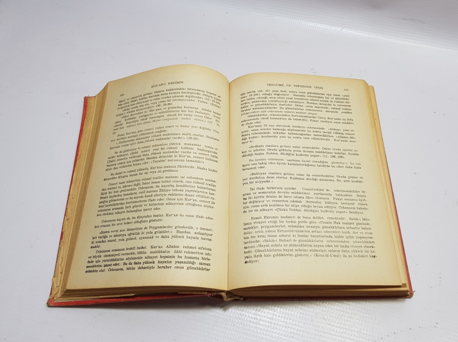 ARAPÇA'NIN YASAK OLDUĞU DÖNEMDE BASILMIŞ ''TANRI BUYRUĞU'' KUR'AN -I KERİM MEALİ