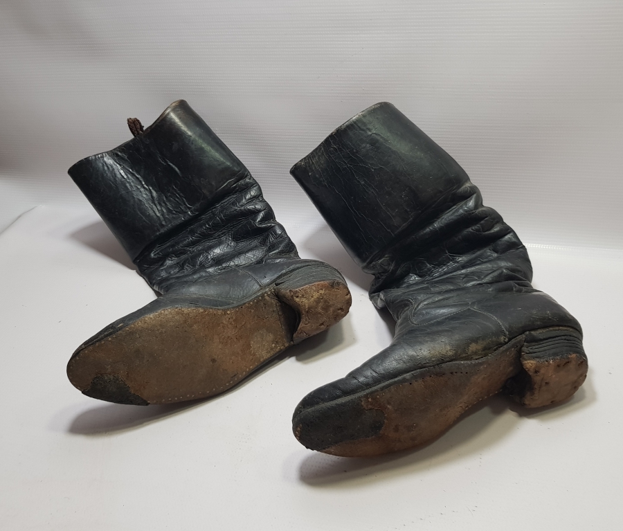 OSMANLI DÖNEMİ NADİR DERİ KÖRÜKLÜ EFE ÇİZMESİ