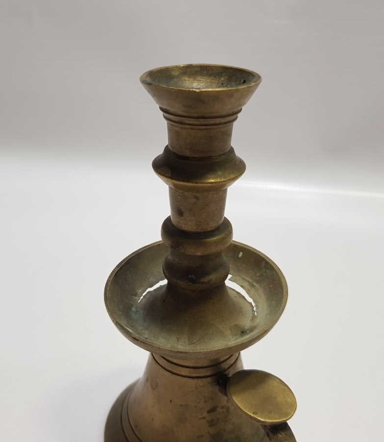 OSMANLI DÖNEMİ HAVAN ŞAMDAN FORMUNDA TUTMAÇLI HATTAT ŞAMDANI