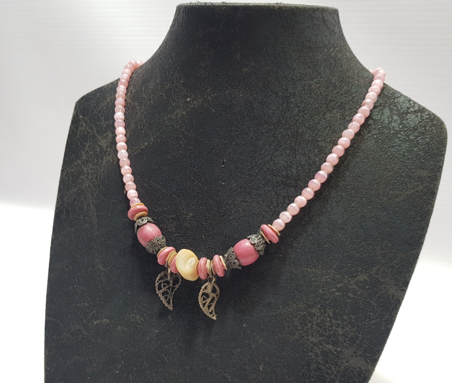 OSMANLI DÖNEMİ DOĞAL TAŞ VE GÜMÜŞ PARÇALARLA SÜSLÜ GERDANLIK