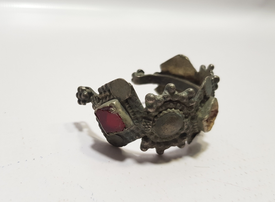 OSMANLI DÖNEMİ DOĞAL TAŞLI BRONZ BİLEKLİK