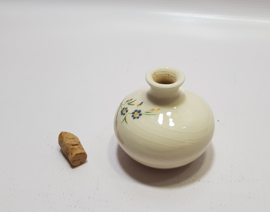 NADİR FORMDA OSMANLI DÖNEMİ EL BOYAMA PARFÜM ŞİŞESİ