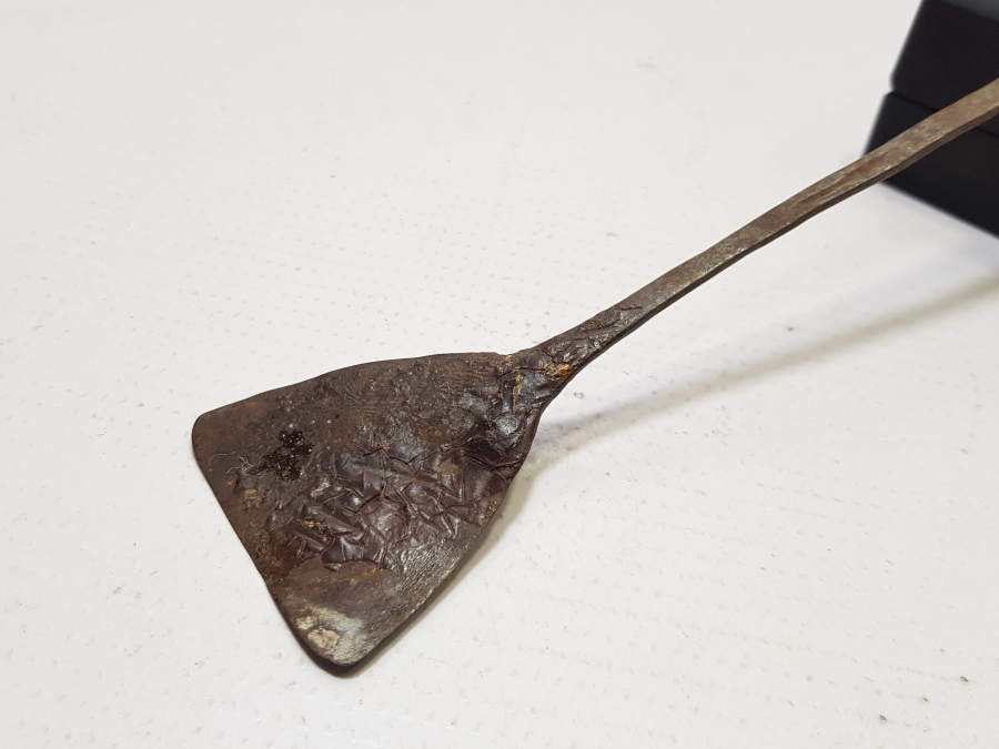 OSMANLI DÖNEMİ LOKMA HAMURU KESME ALETİ