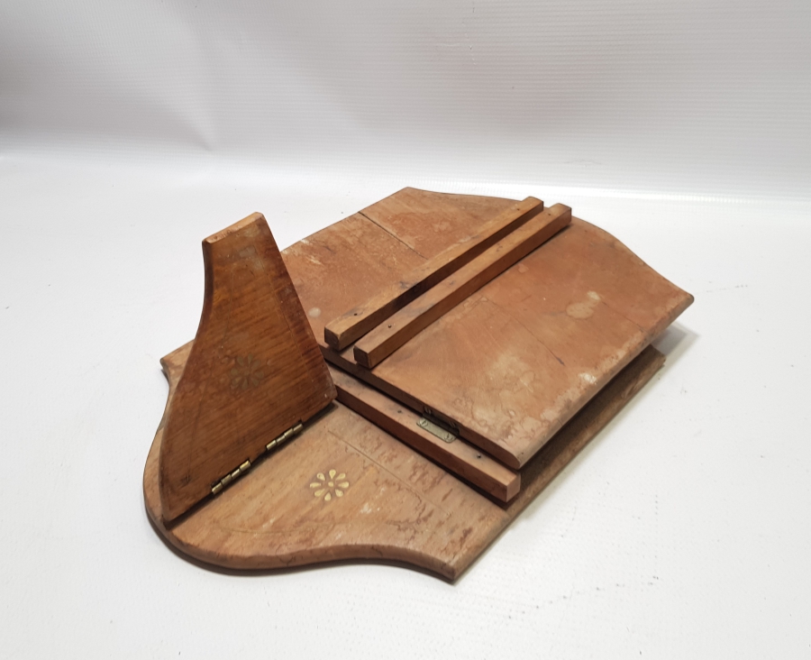 ÜZERİ PİRİNÇ ÇAKMA İŞÇİLİKLİ ANTİKA AHŞAP LAMBALIK - KAVUKLUK