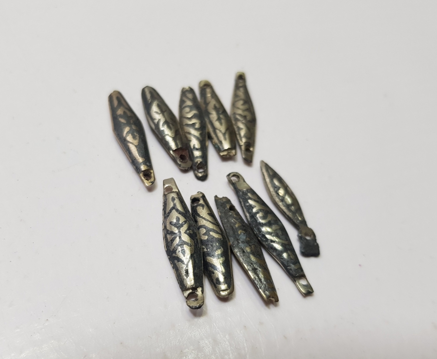 ÜZERLERİ SAVATLI OSMANLI DÖNEMİ TAKI PARÇALARI