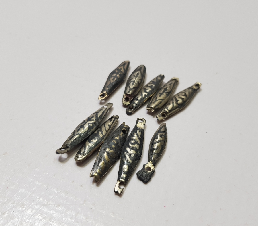 ÜZERLERİ SAVATLI OSMANLI DÖNEMİ TAKI PARÇALARI