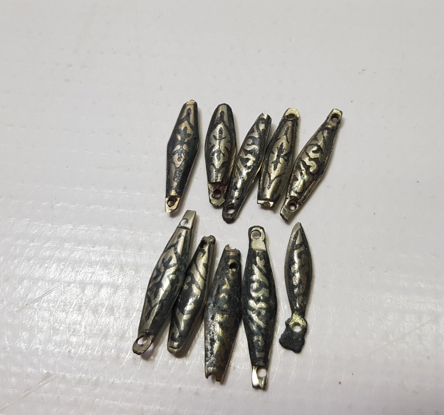 ÜZERLERİ SAVATLI OSMANLI DÖNEMİ TAKI PARÇALARI