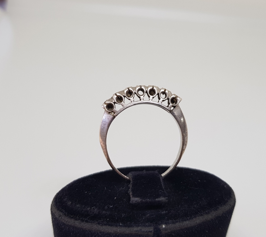 PIRLANTA TAŞLI YEDİTAŞ MODEL YÜZÜK