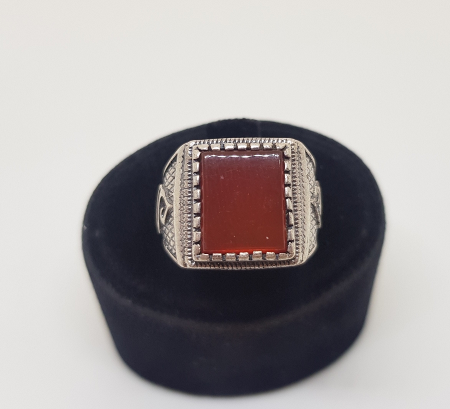 AKİK TAŞLI GÜMÜŞ ERKEK YÜZÜĞÜ