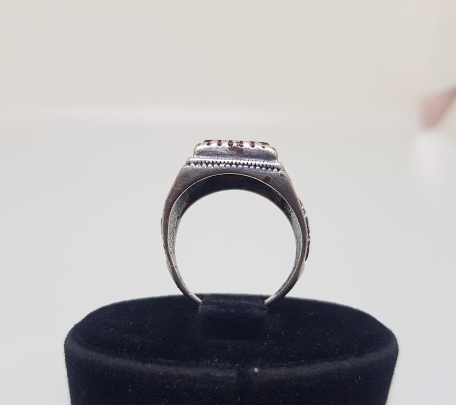 AKİK TAŞLI GÜMÜŞ ERKEK YÜZÜĞÜ